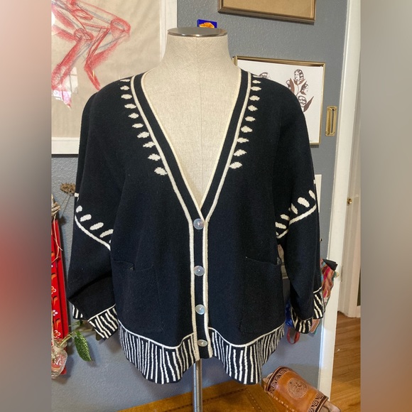 MarlaWynne WynneLayers SoftKNIT Cropped Cardigan - Picture 2 of 10